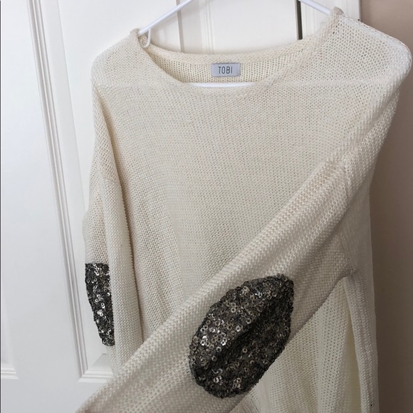 Tobi Cream Sweater with Elbow Detail - Picture 3 of 4